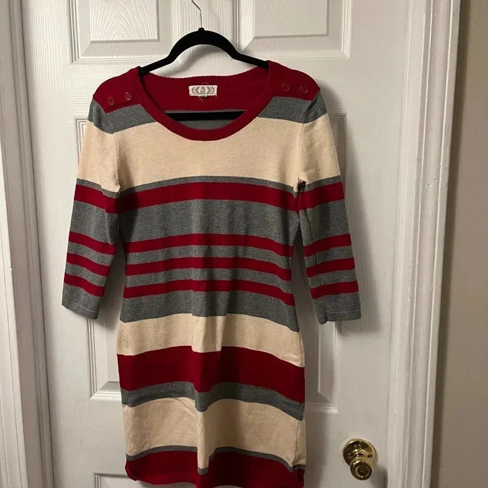 Women’s Pink Rose Dress Medium    